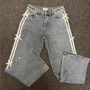 Stripped Baggy Jeans - Brand New